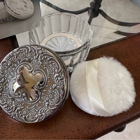 Elegant Silver plated vintage powder box - Picture 6 of 10